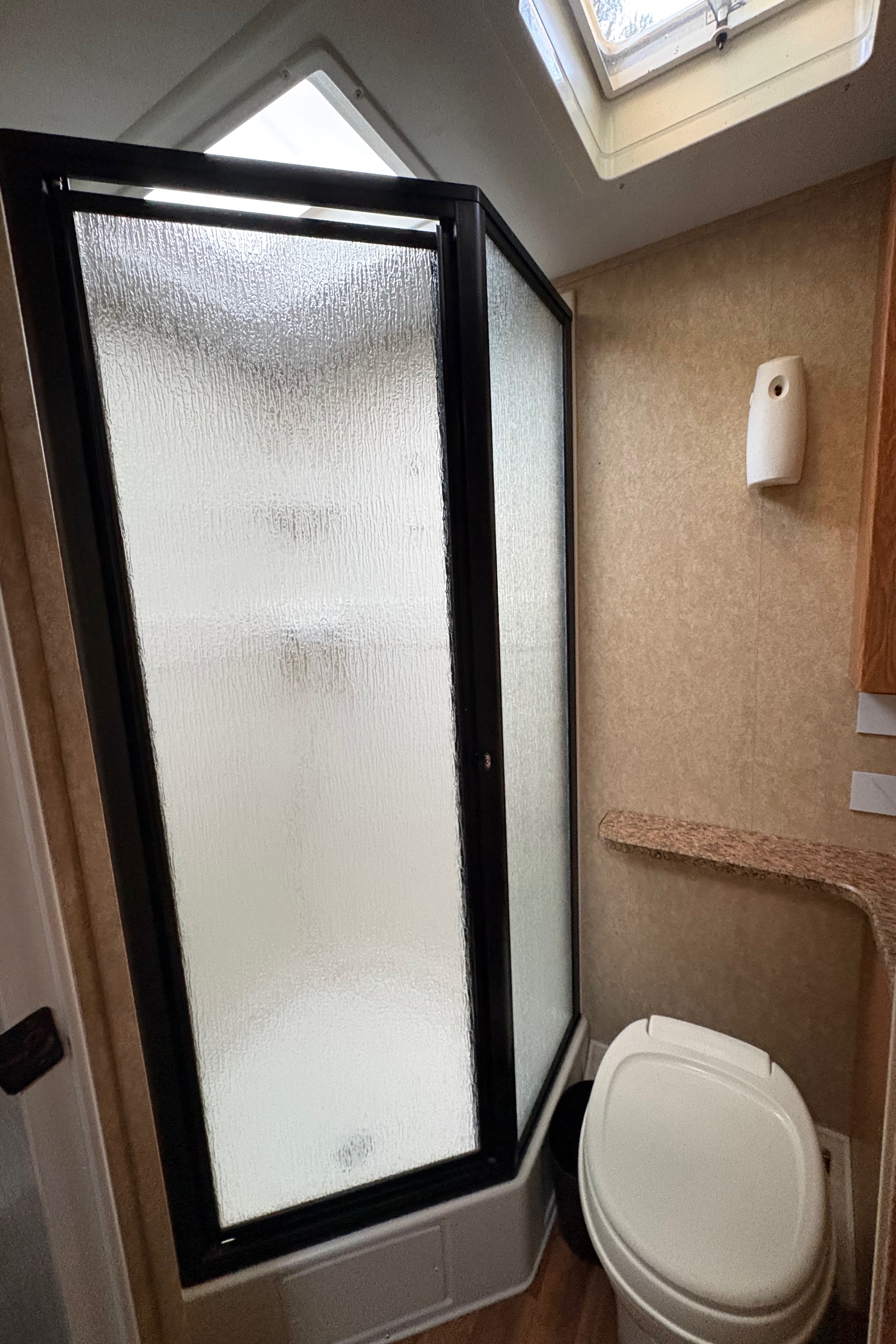 Coachmen Lantern Travel Trailer