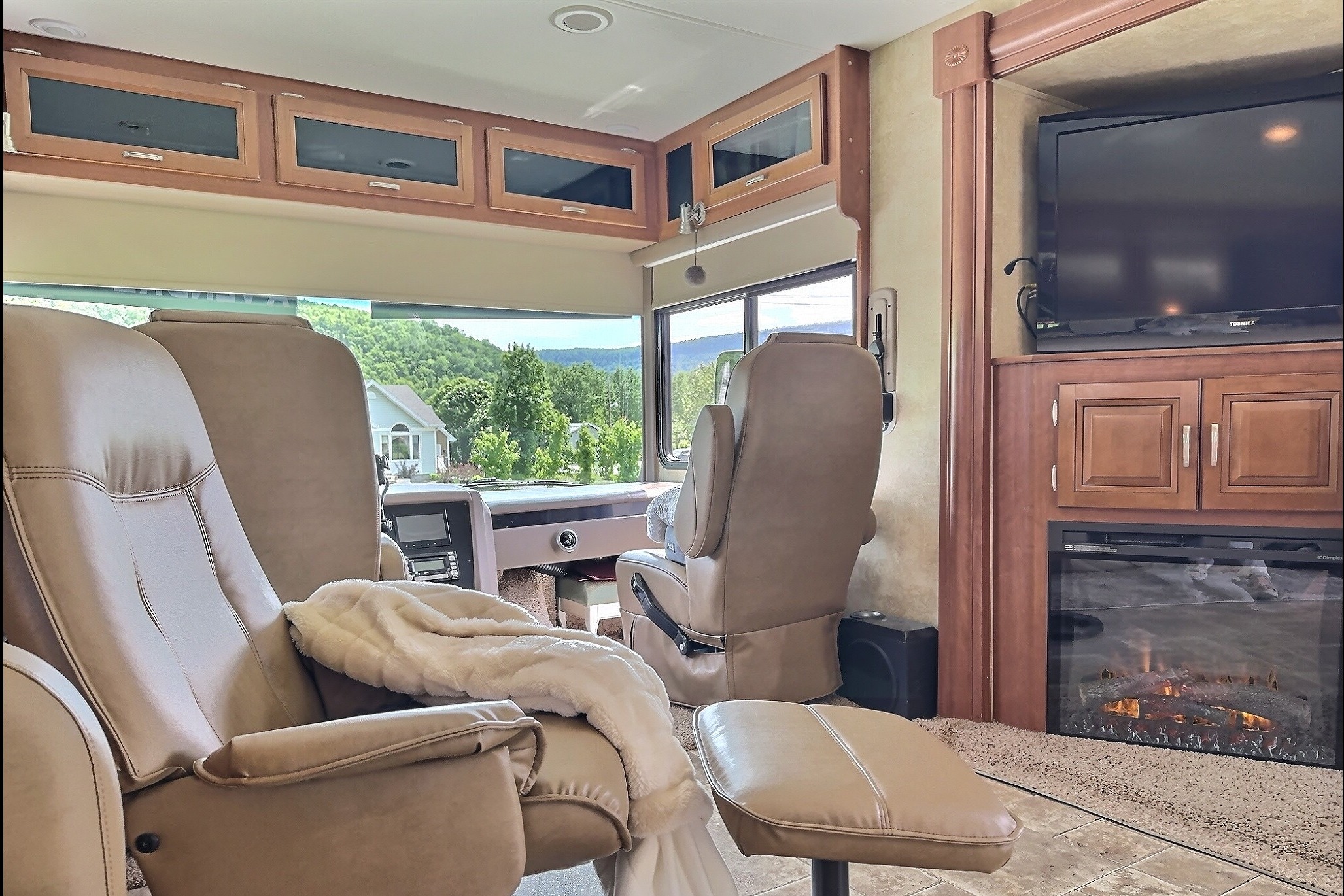 Guylaine Forest River Georgetown Classe A