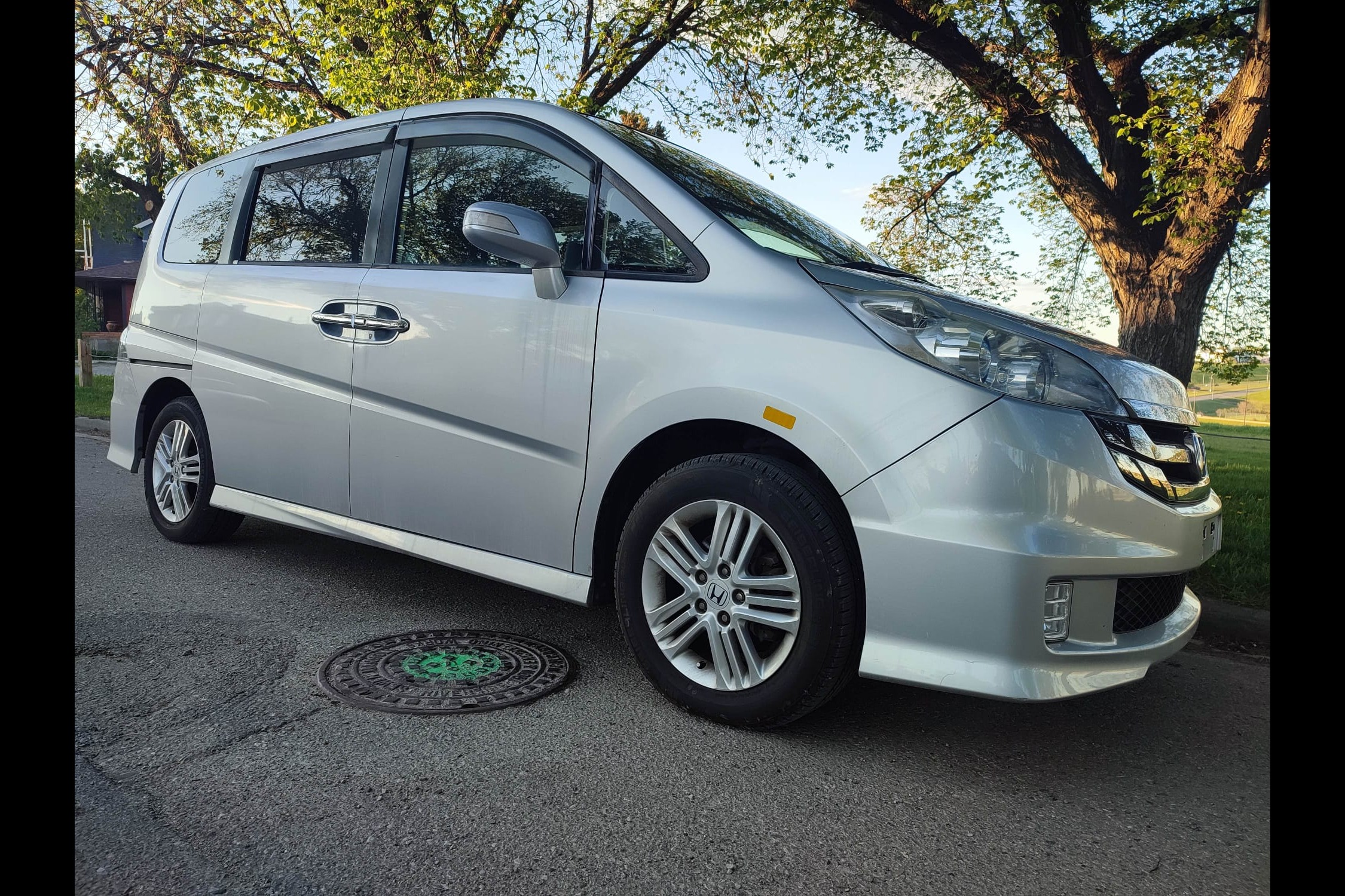 Honda Campervan (8 seats/2 sleeps)Park Pass+Airport pickup (US/Canada)
