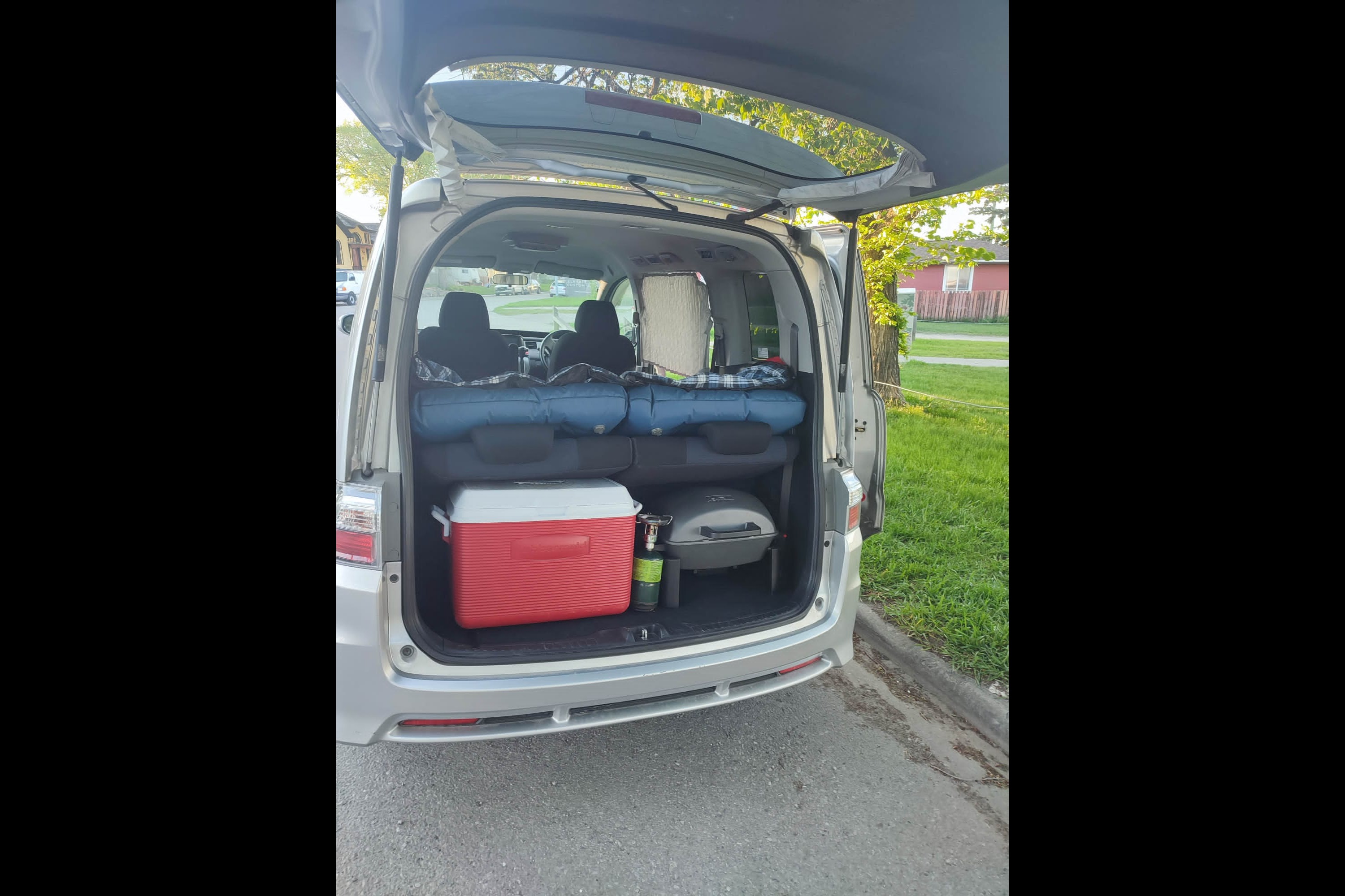 Honda Campervan (8 seats/2 sleeps)Park Pass+Airport pickup (US/Canada)