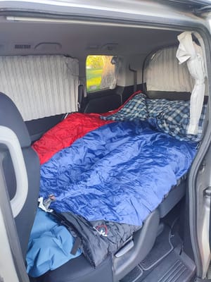 Honda Campervan (8 seats/2 sleeps)Park Pass+Airport pickup (US/Canada)