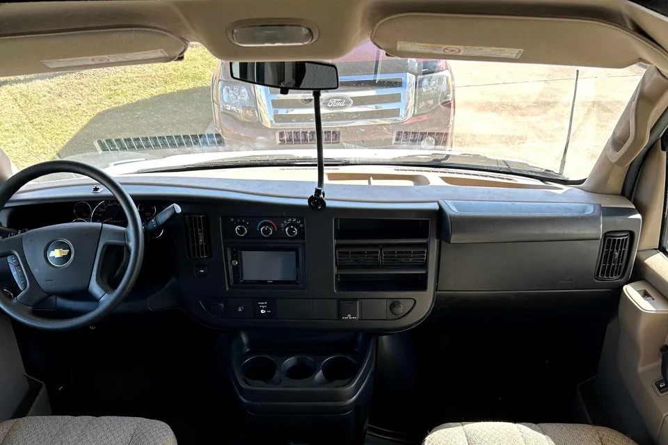 Homan’s Coachmen Freelander Class C
