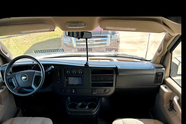 Homan’s Coachmen Freelander Class C