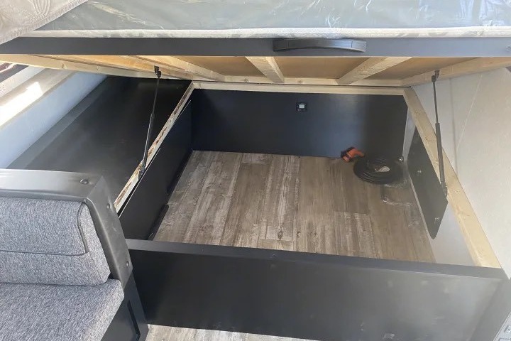 David's 2021 Forest River Wolf Pup 16ft Bunkouse