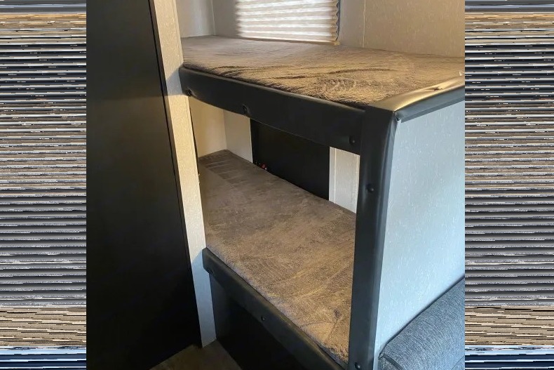 David's 2021 Forest River Wolf Pup 16ft Bunkouse