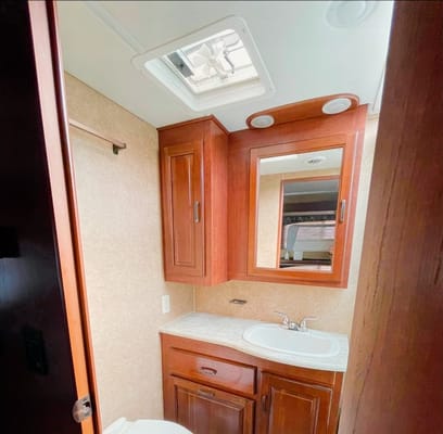 Great Family Camper with Bunkhouse