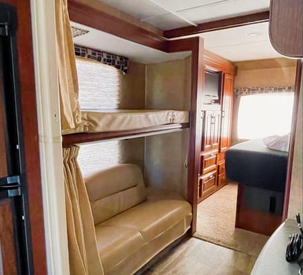 Great Family Camper with Bunkhouse
