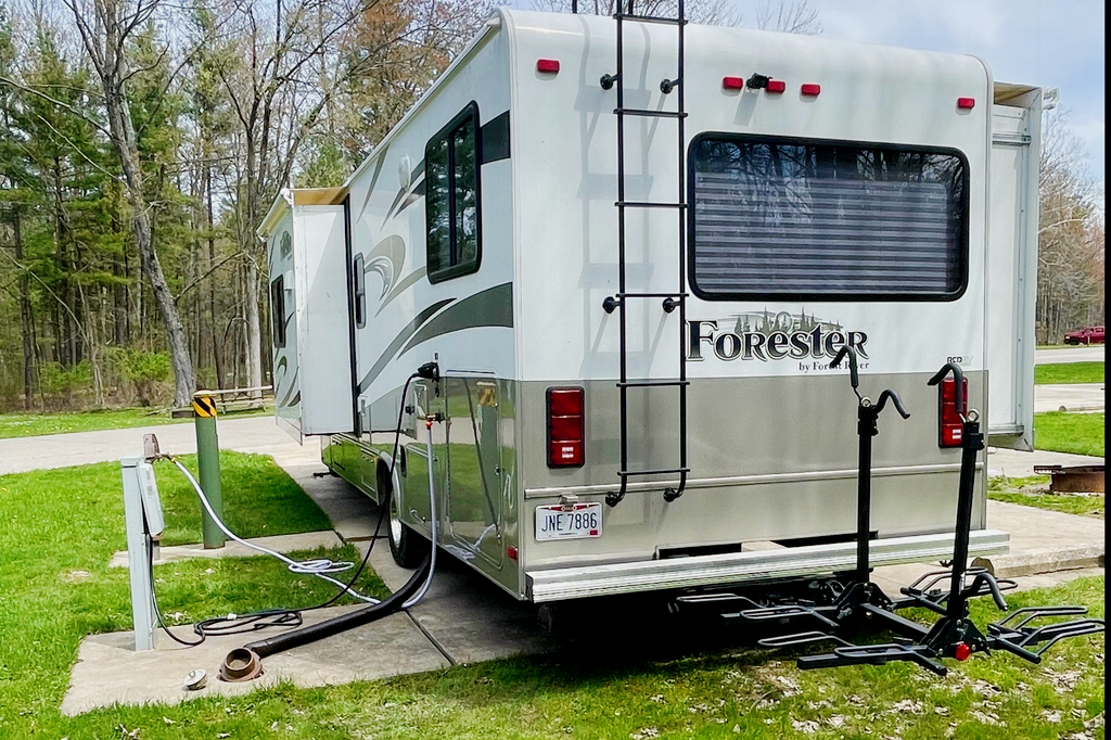 Great Family Camper with Bunkhouse