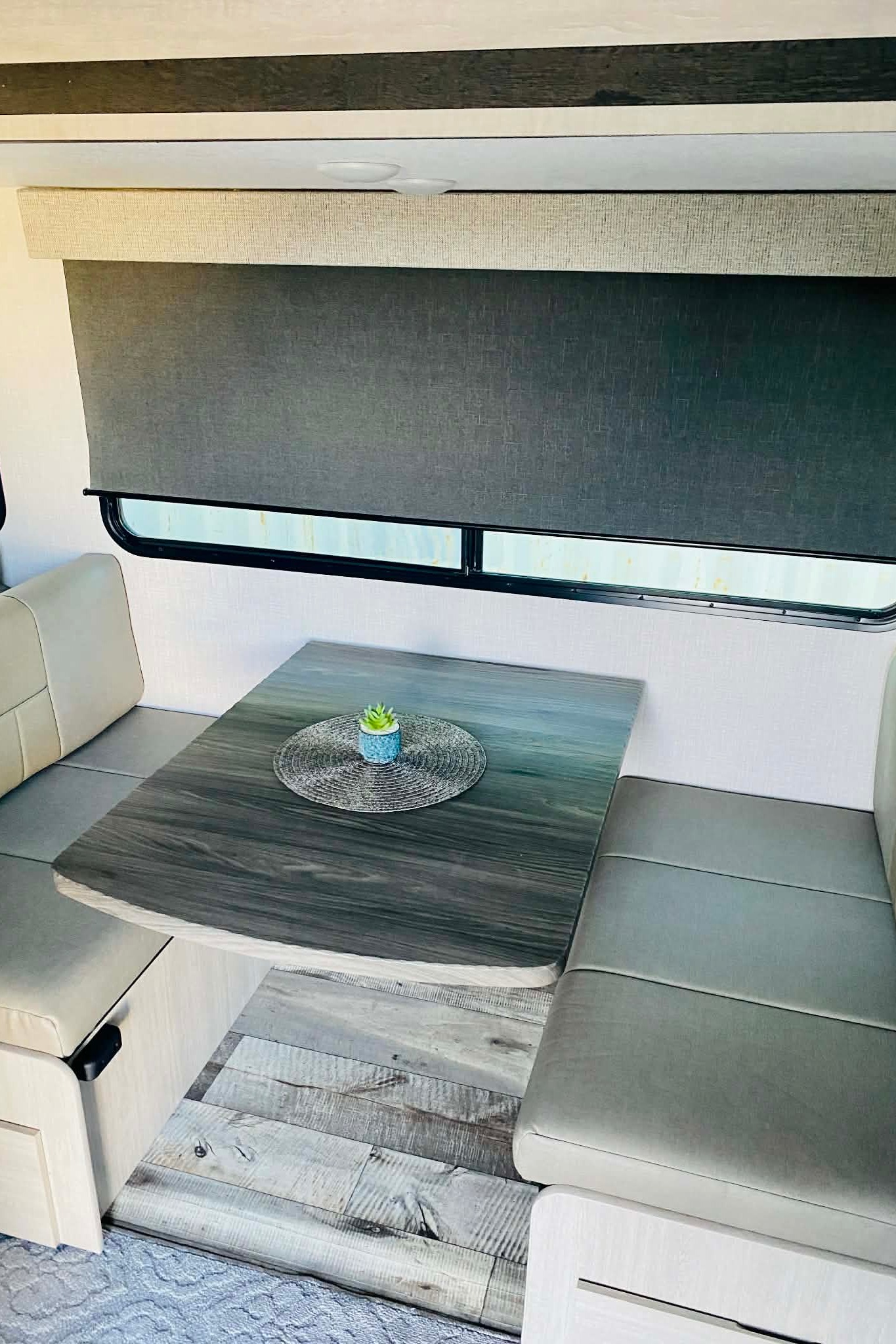 Luxury 2025 Crossroads Sunset Trail 331BH Travel Trailer