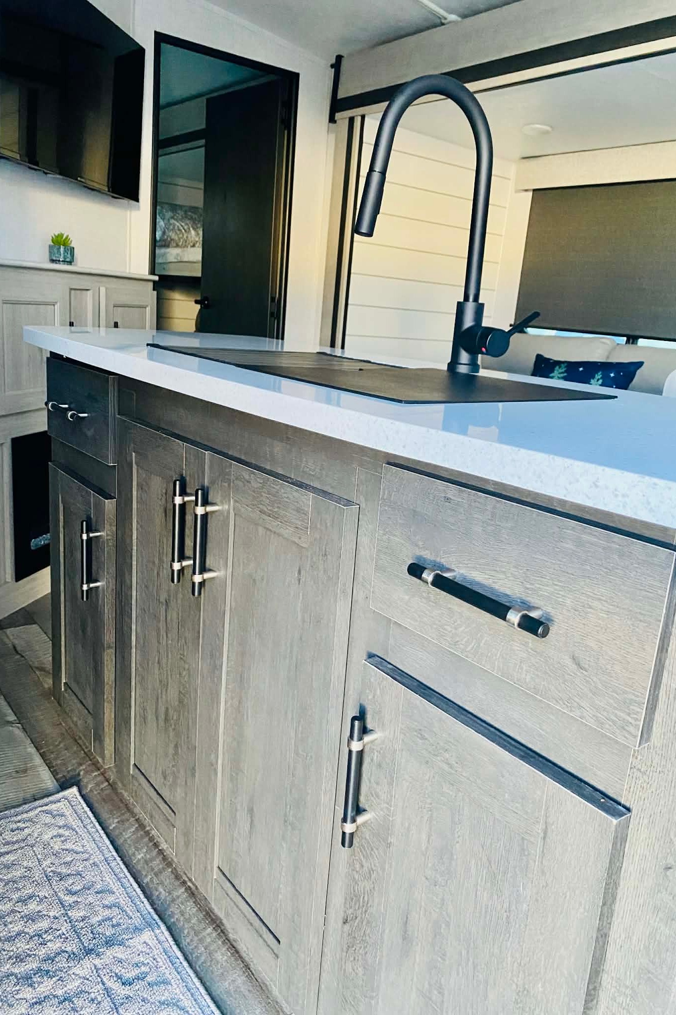 Luxury 2025 Crossroads Sunset Trail 331BH Travel Trailer