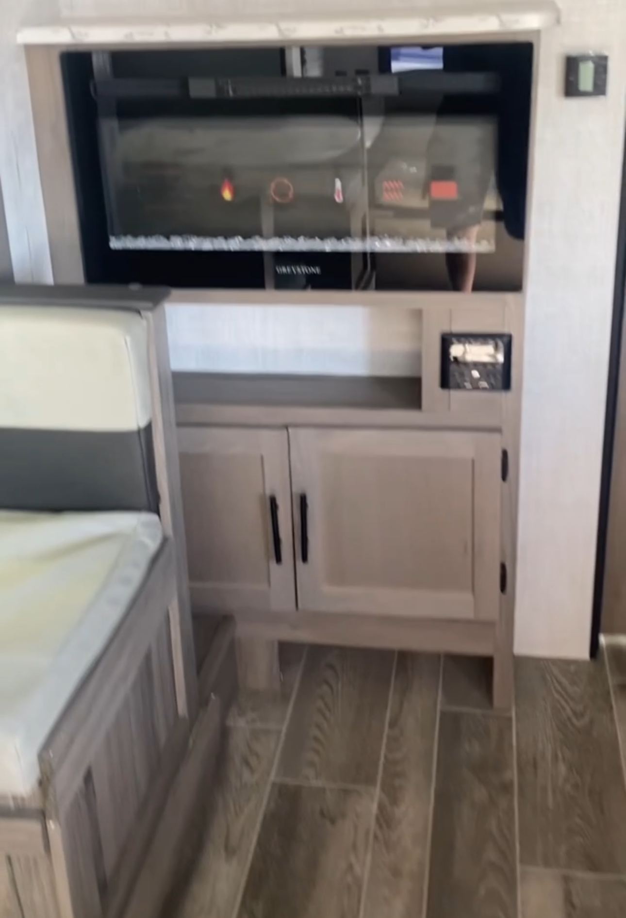 Gary's Gulf Stream 24RLS Travel Trailer
