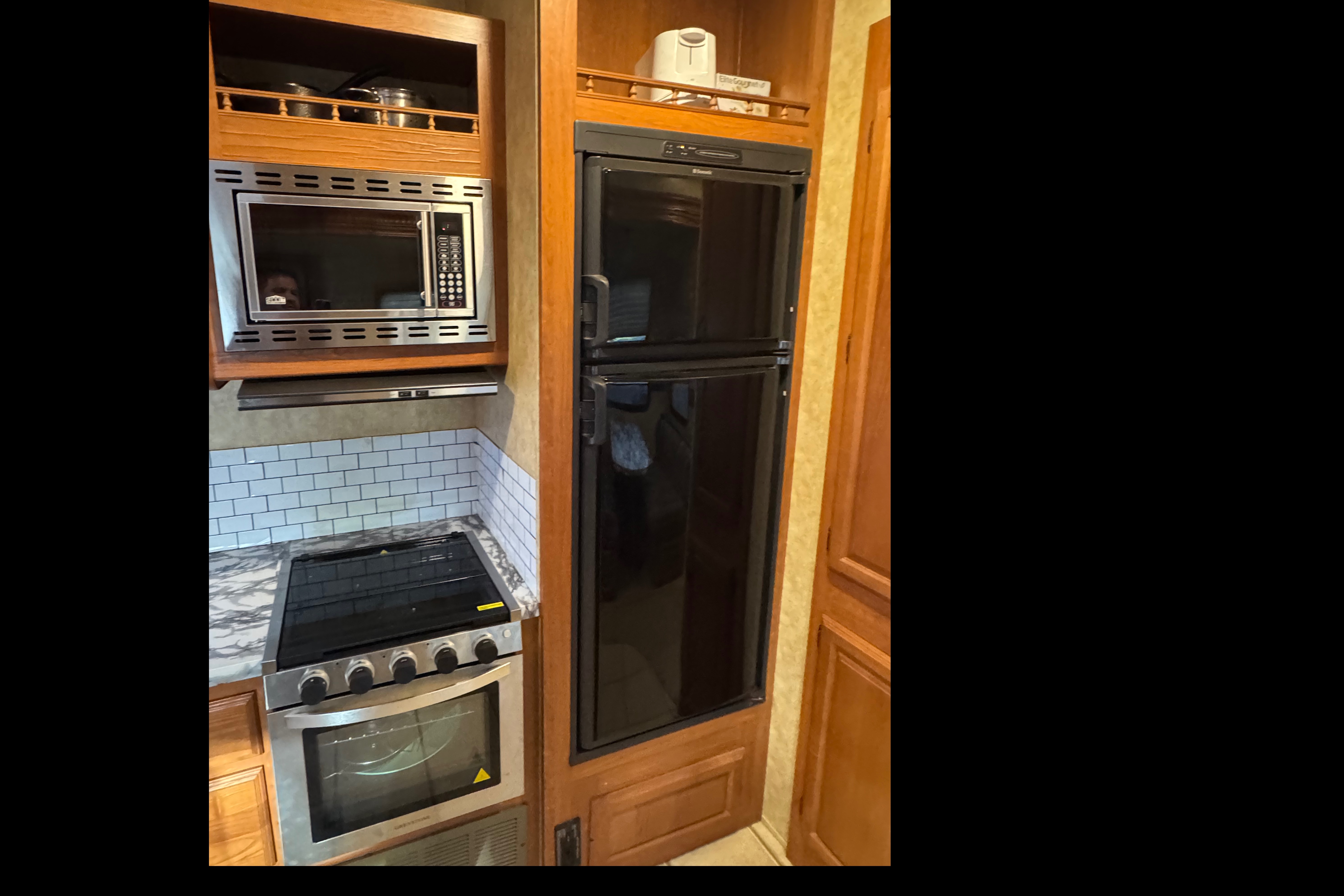 Spacious 5th Wheel with Incredible Bunkroom Floorplan!