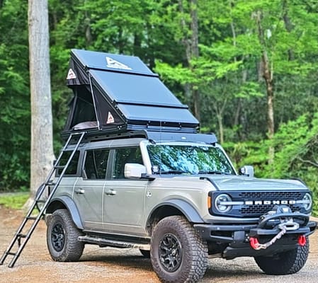 Kiril's other Bronco Overland 2022 Truck Camper