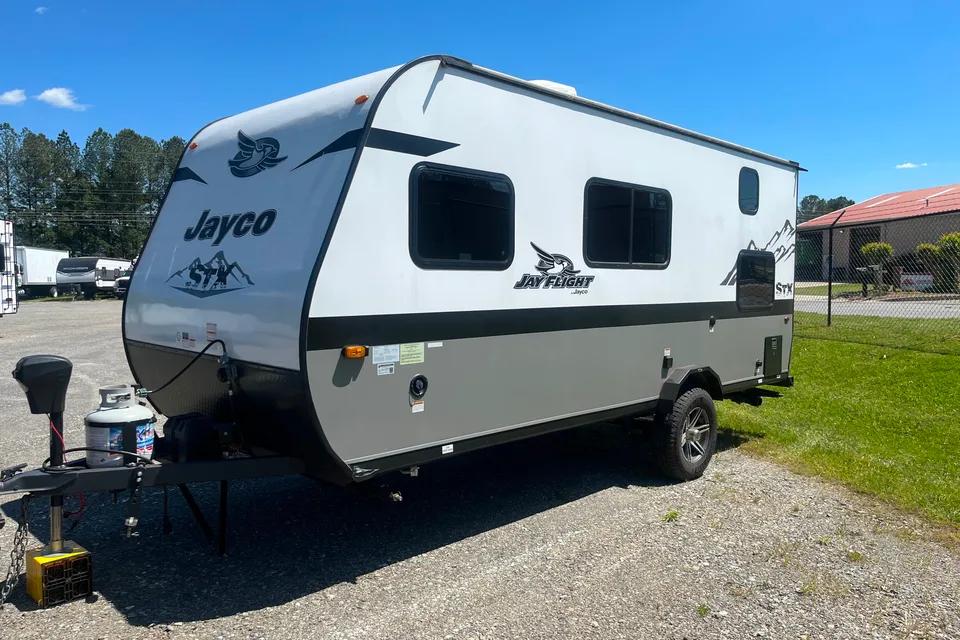 Austin's Jayco Jayflite SLX 174BH Travel Trailer