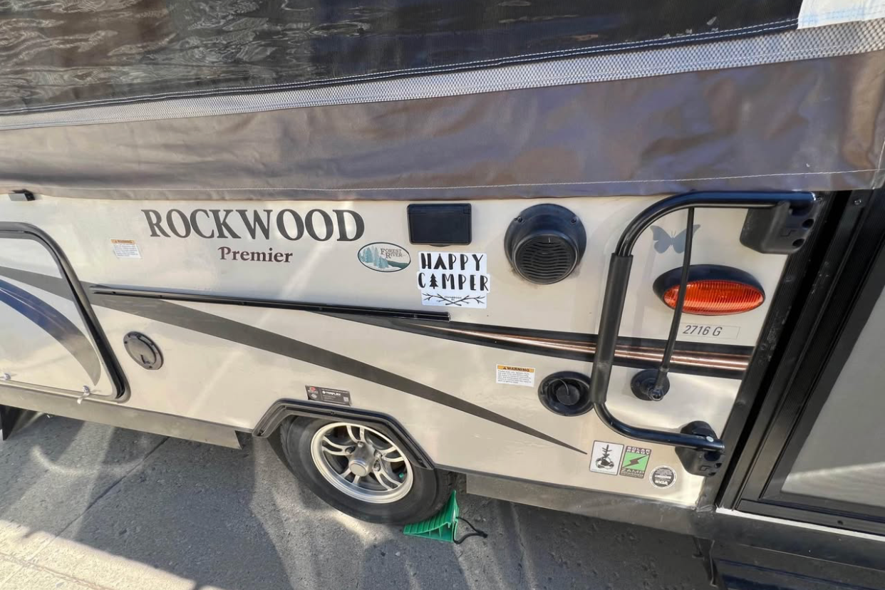 Rockwood Premier 2716G