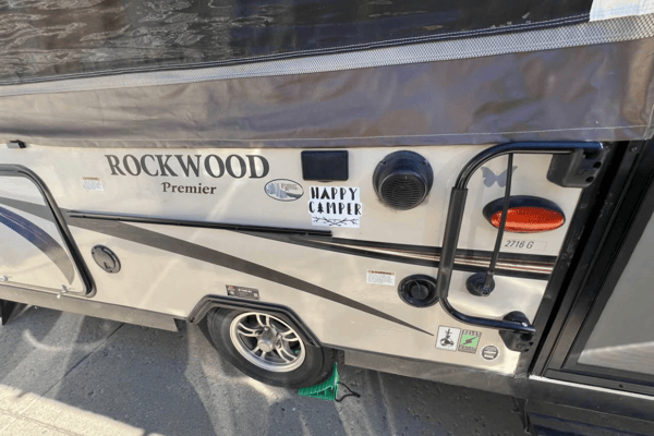 Rockwood Premier 2716G