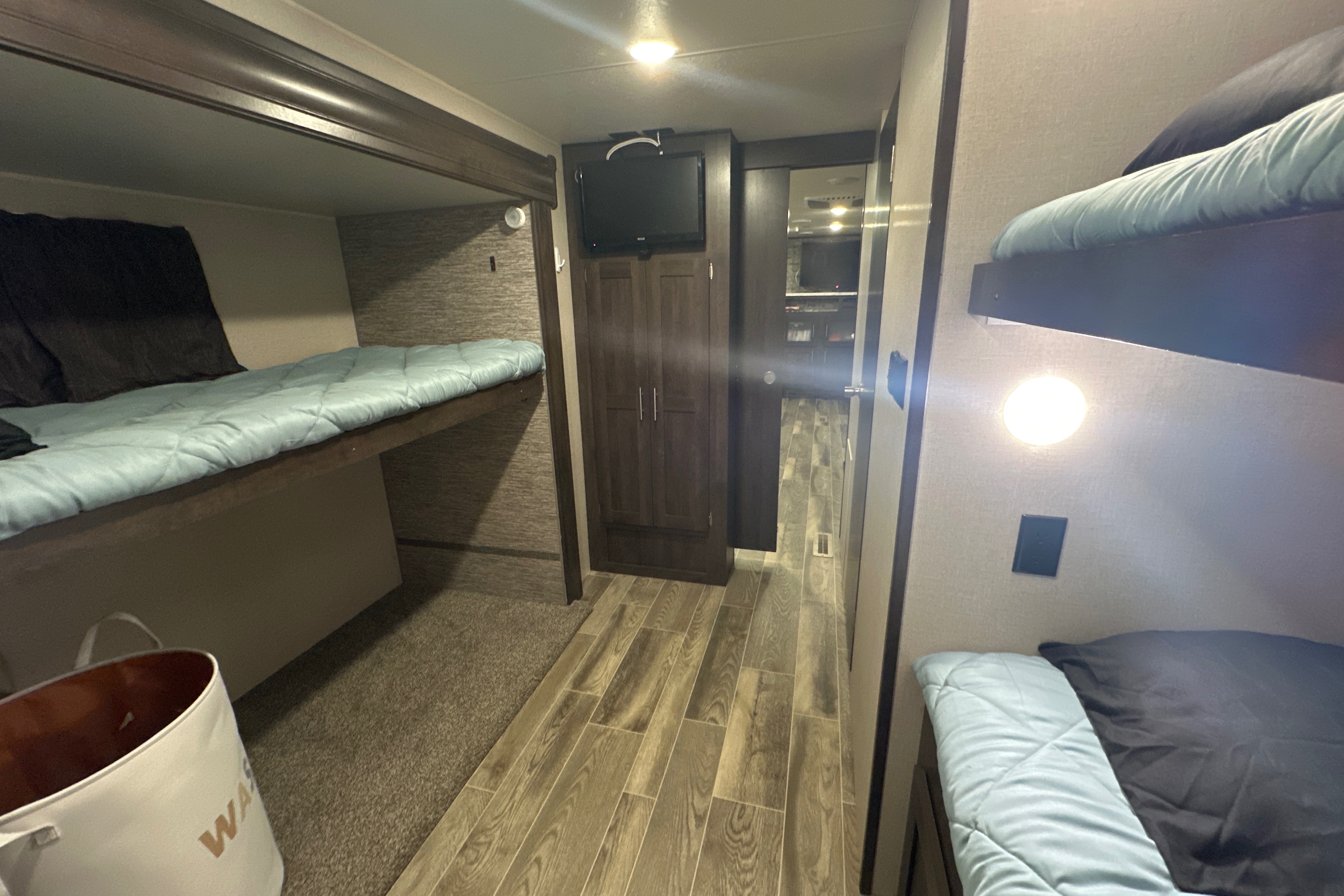Abby’s 33ft 2020 Travel Trailer * Delivery Only*