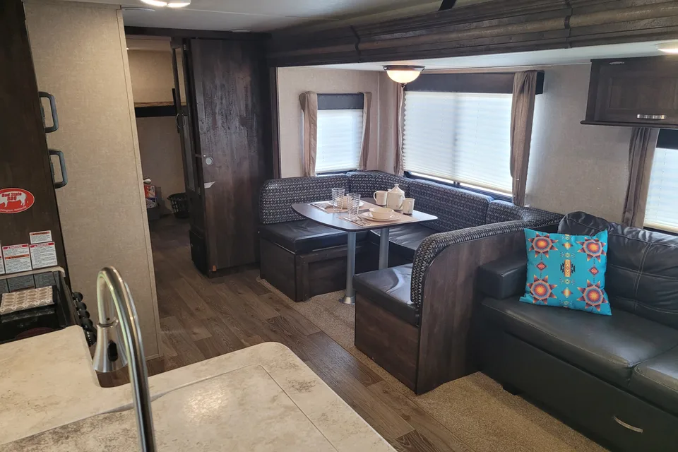 2017 Forest River Vibe Extreme Light Travel Trailer