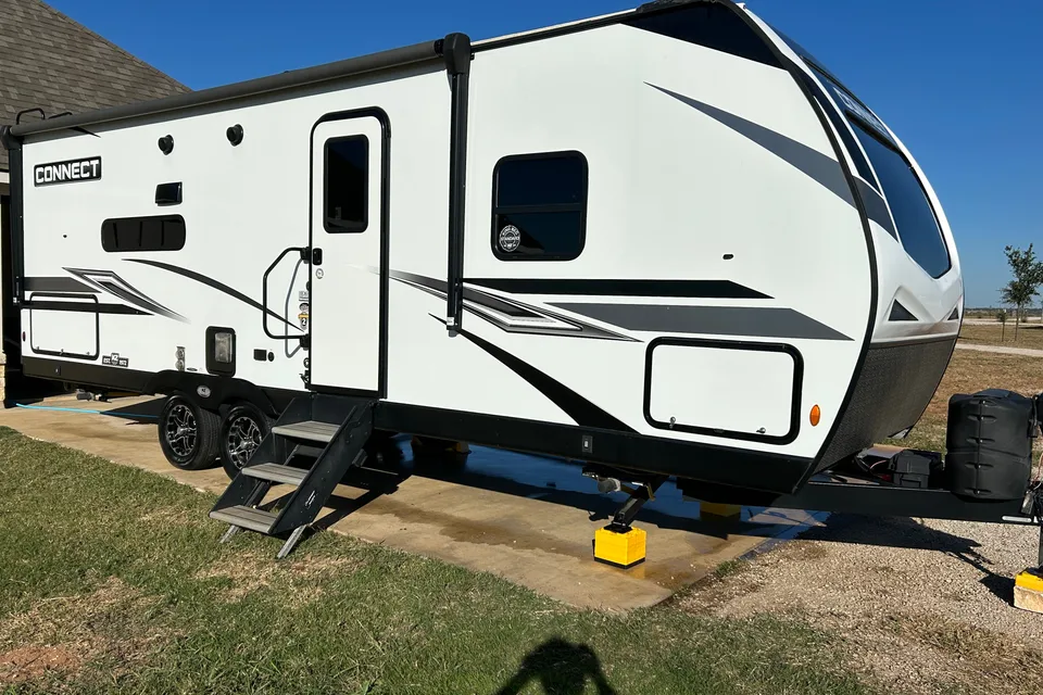 Isna's KZ C241RLK Travel Trailer