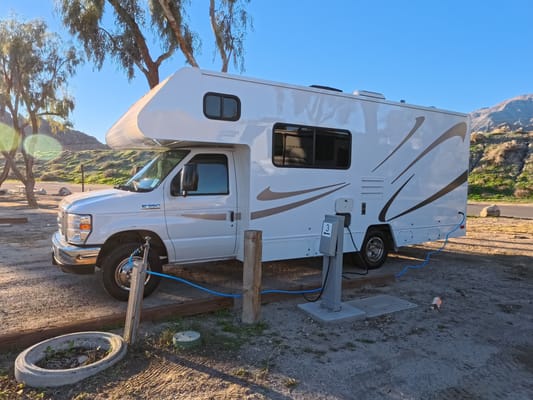 Cliff - Your California Getaway | Fully Stocked Kitchen & Camping