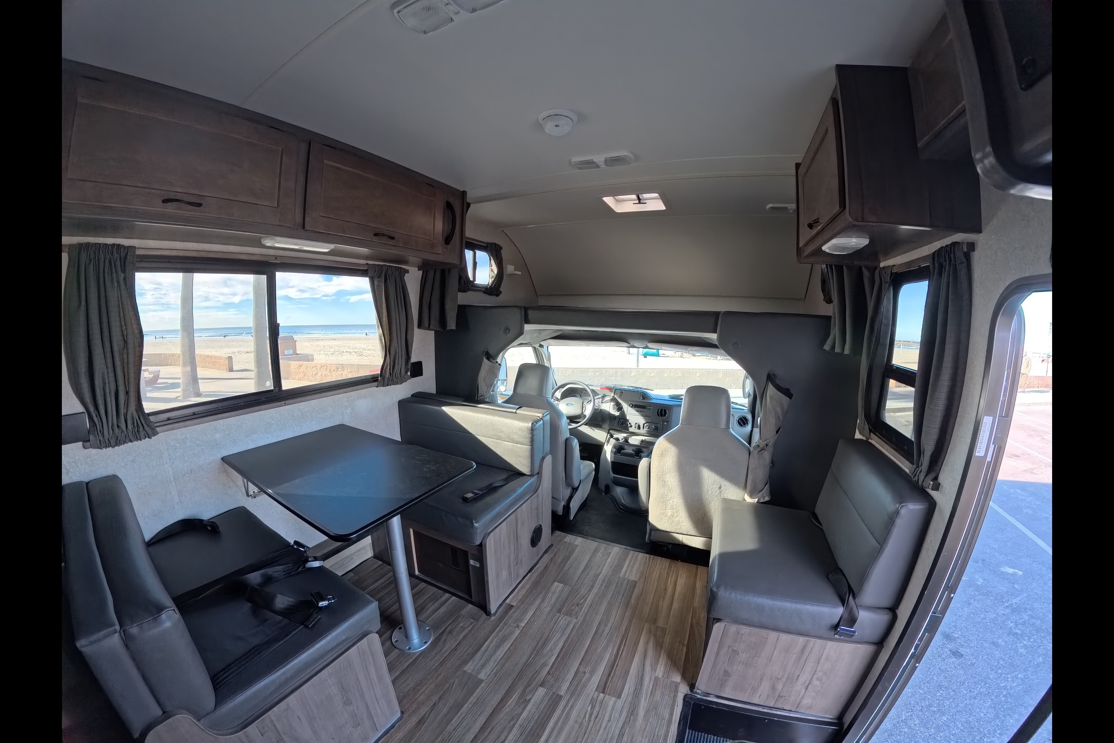 Cliff - Your California Getaway | Fully Stocked Kitchen & Camping
