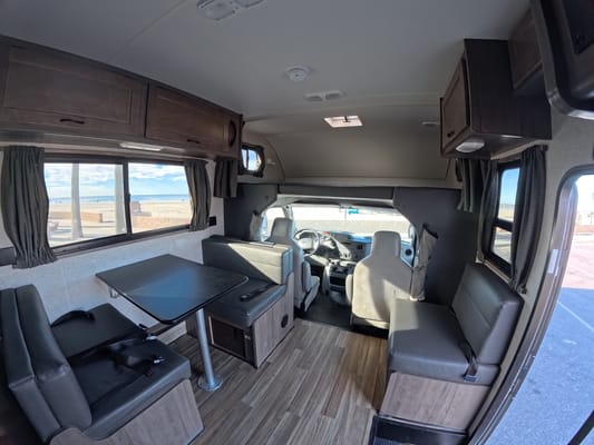 Cliff - Your California Getaway | Fully Stocked Kitchen & Camping