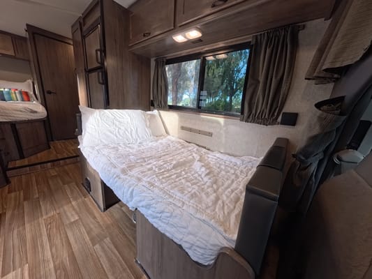 Cliff - Your California Getaway | Fully Stocked Kitchen & Camping