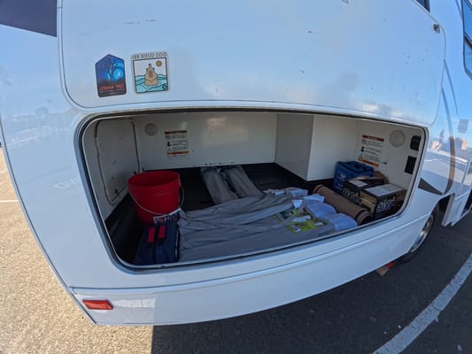 Cliff - Your California Getaway | Fully Stocked Kitchen & Camping