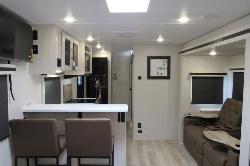 Peter's Forest River Surveyor legend 202RBLE Travel Trailer