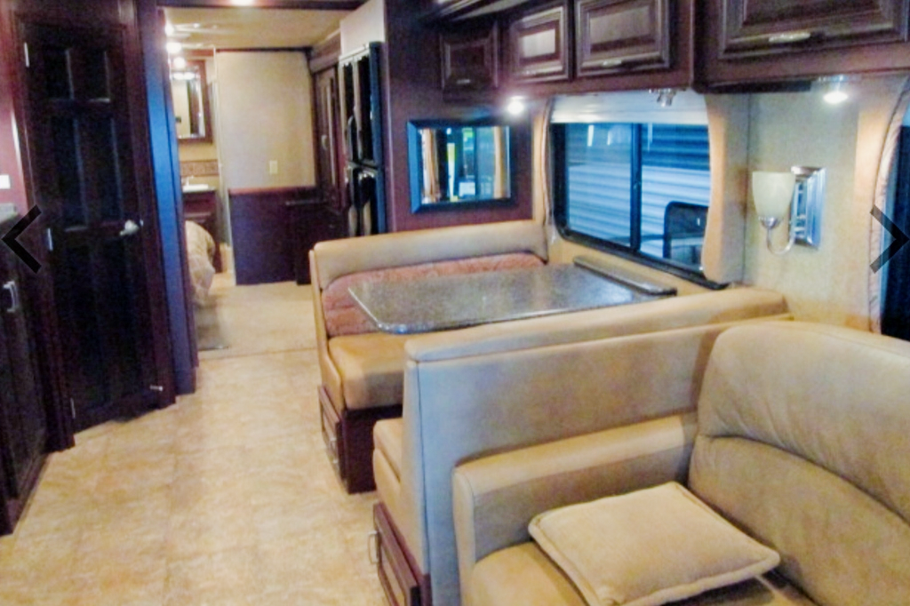  Thor Motor Coach Challenger Class A 36