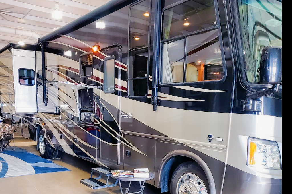  Thor Motor Coach Challenger Class A 36