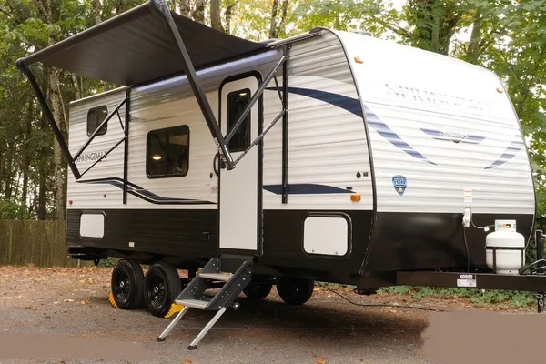 Keystone Springdale RV trailer Sleeps 7 Lightweight