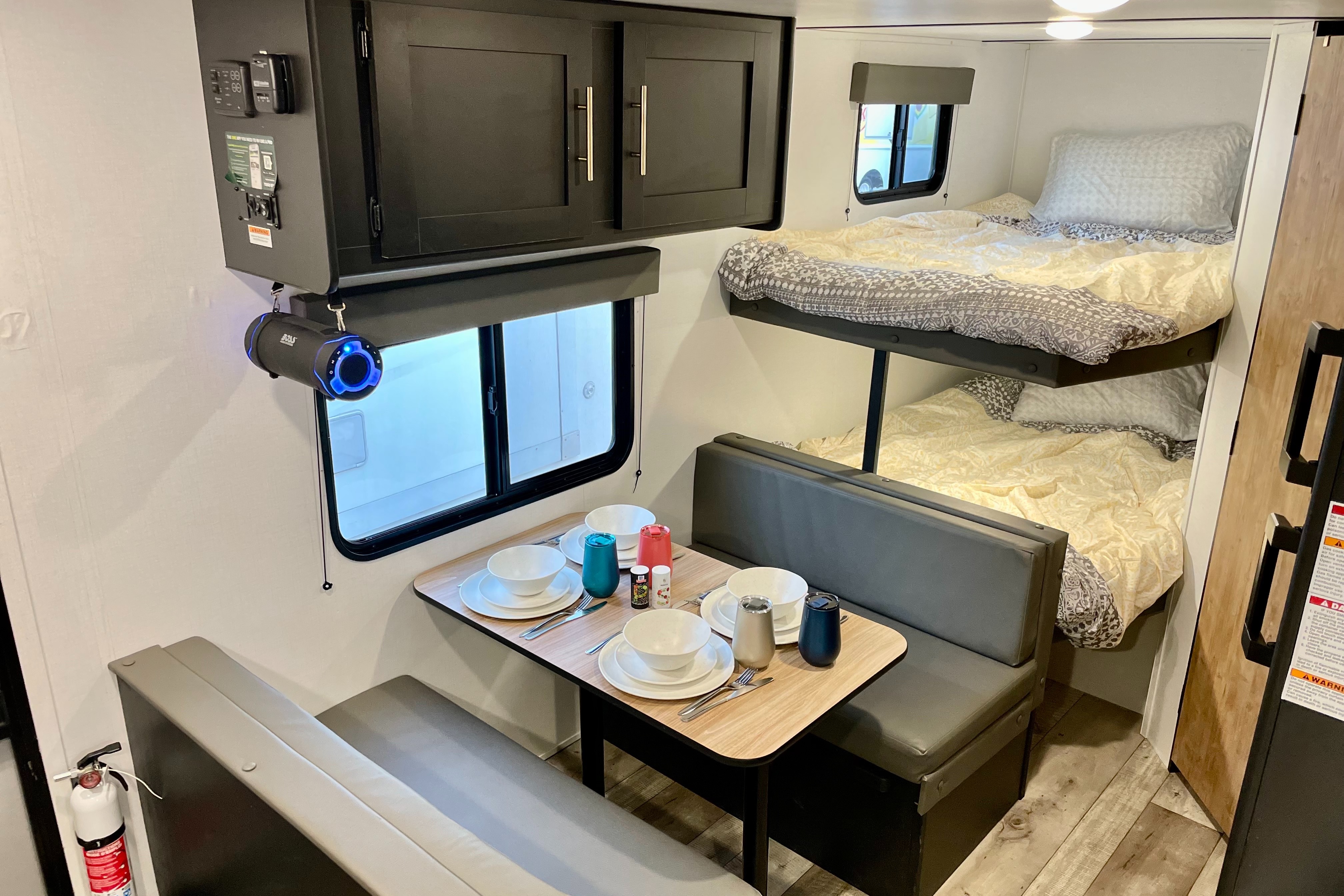 Keystone Springdale RV trailer Sleeps 7 Lightweight