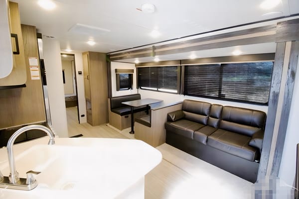 McMasters Keystone 318BR Hideout Travel Trailer