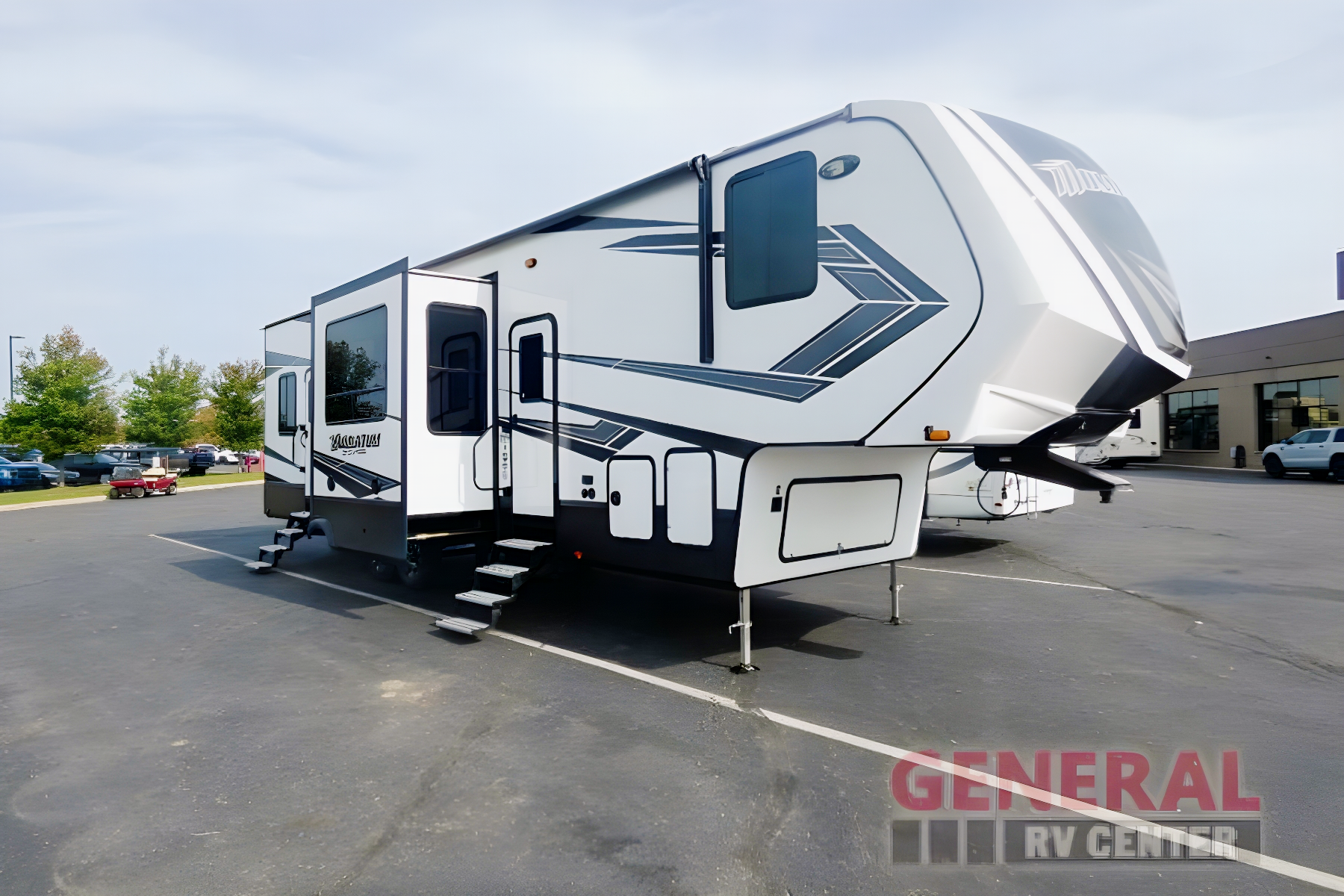 Jeramy's Grand Design Momentum 350 G Fifth Wheel