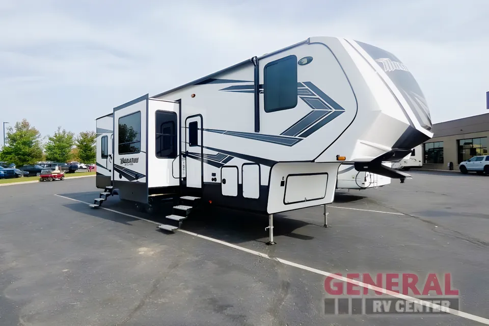 Jeramy's Grand Design Momentum 350 G Fifth Wheel