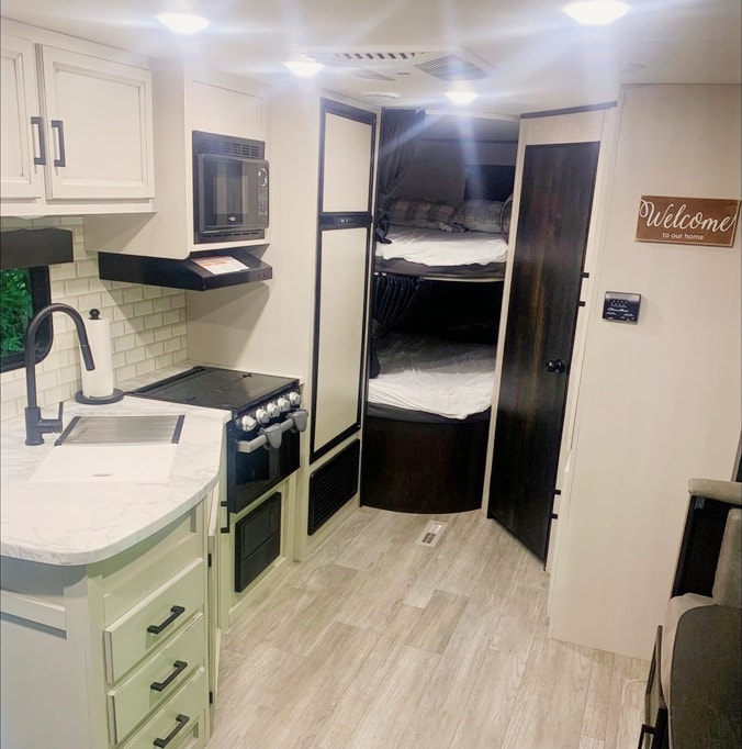 Kevin's Rocky Mountain Bunk House 