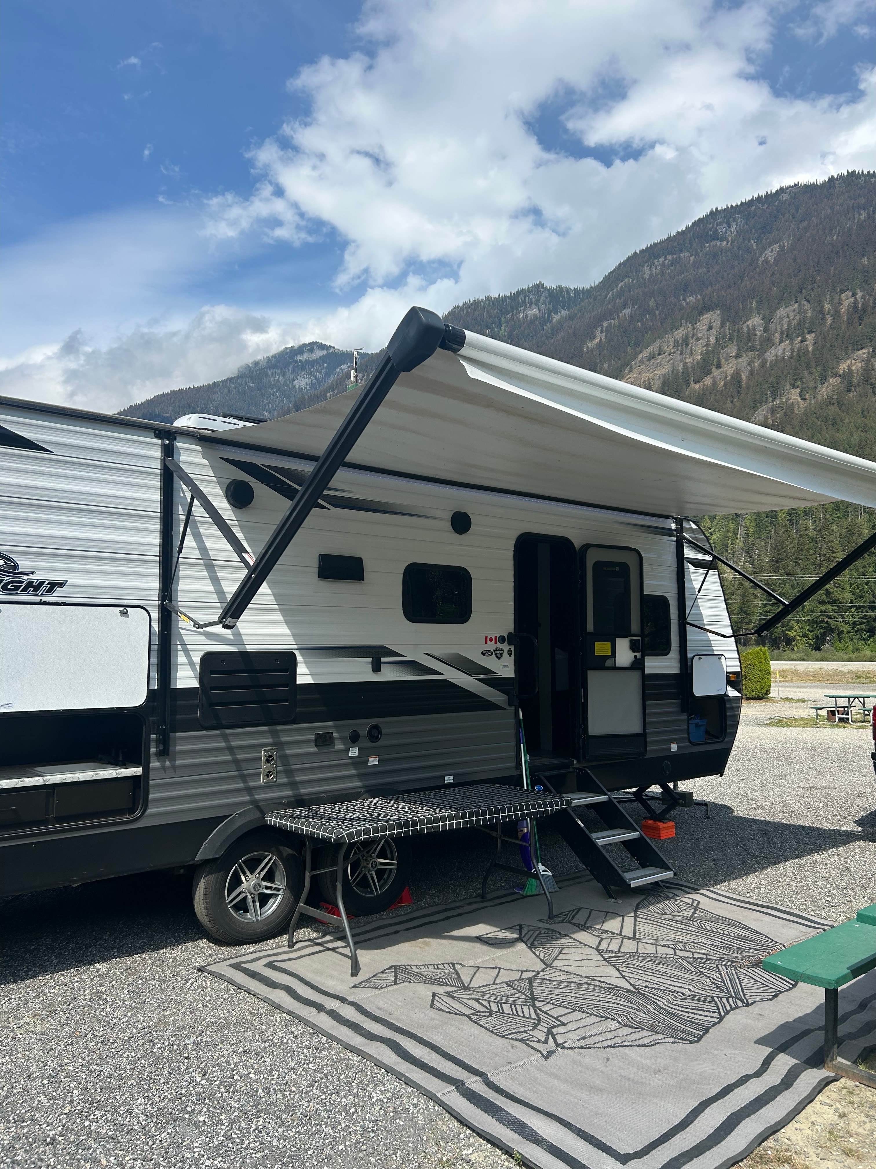 Kevin's Rocky Mountain Bunk House 