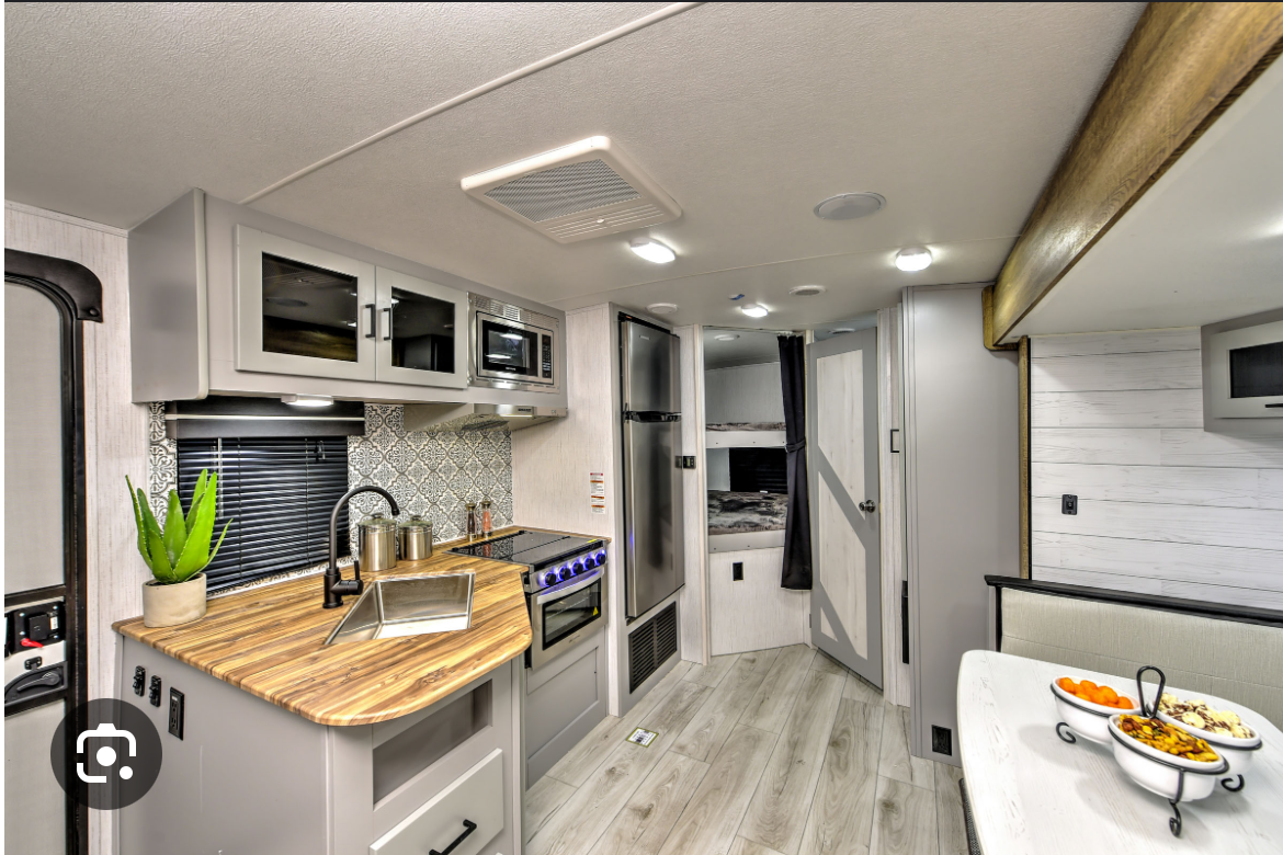 Heartland North Trail with King Size Bed