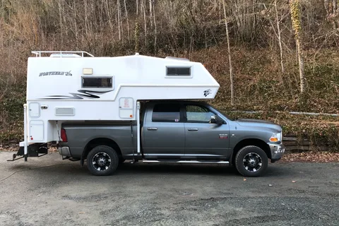 Hans's Northern Lite truck camper