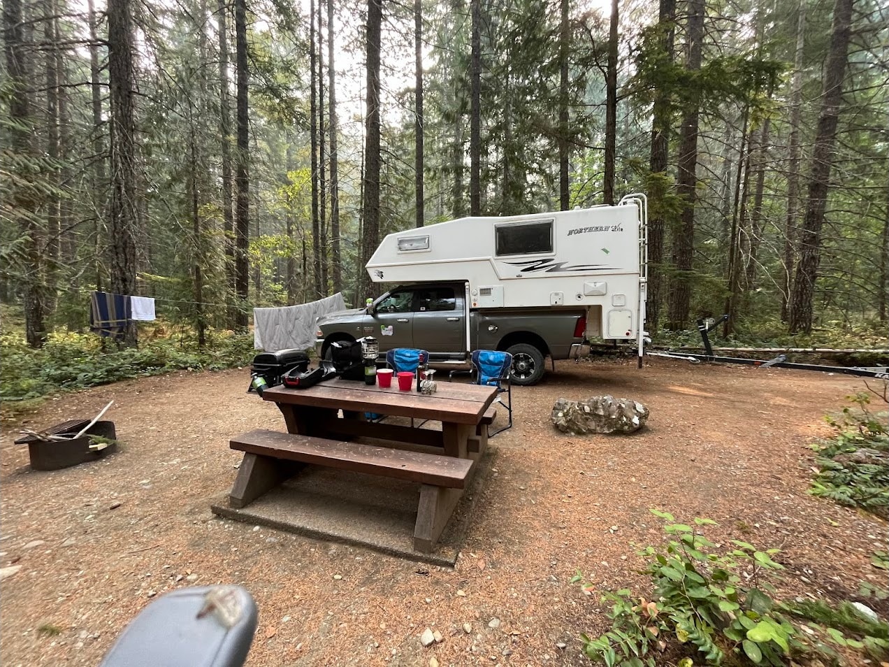 Hans's Northern Lite truck camper