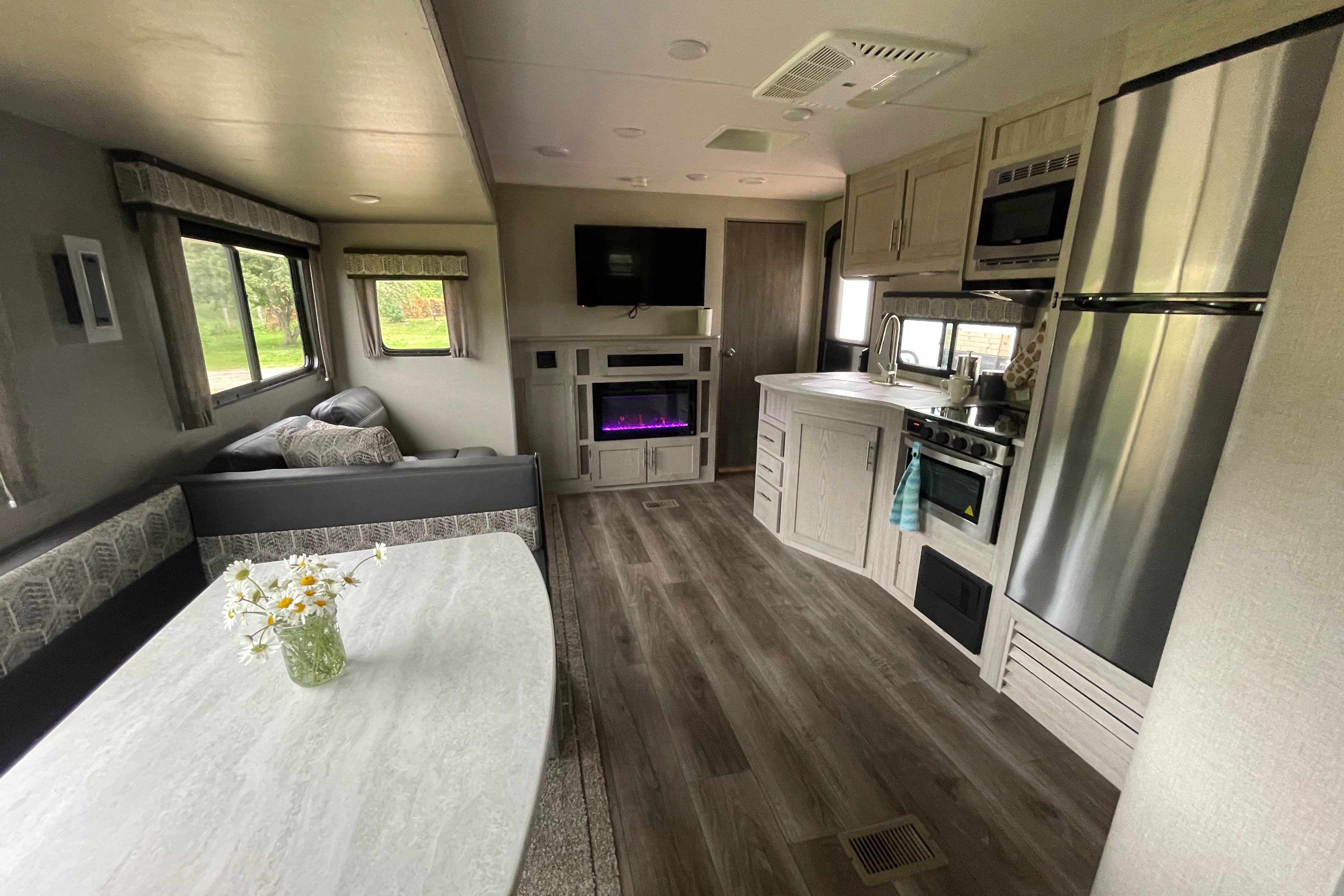 Farmer's Catalina Travel Trailer
