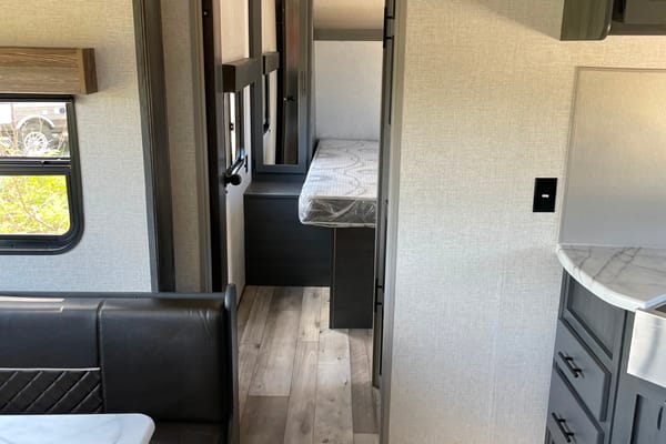 E ❤️ A The Dutchman Travel Trailer