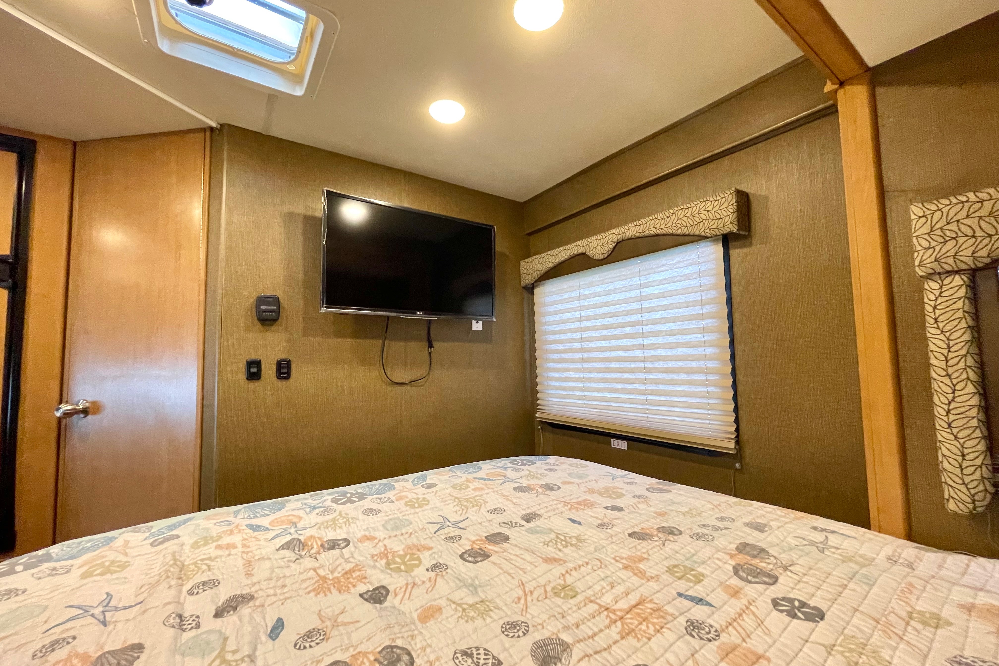 Cute, Cozy, and Comfortable!