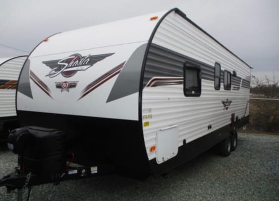 Jonathon's Shasta Oasis Travel Trailer