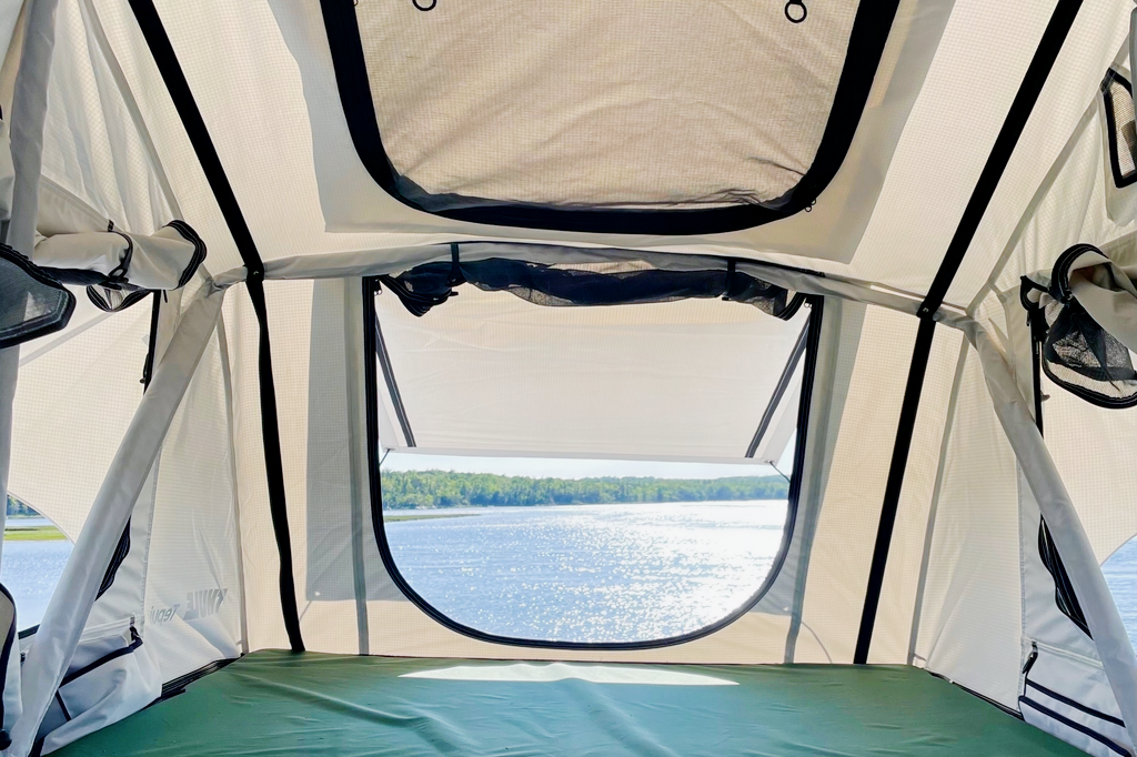 Olly the Outlander and Theo the Thule Popup Tent