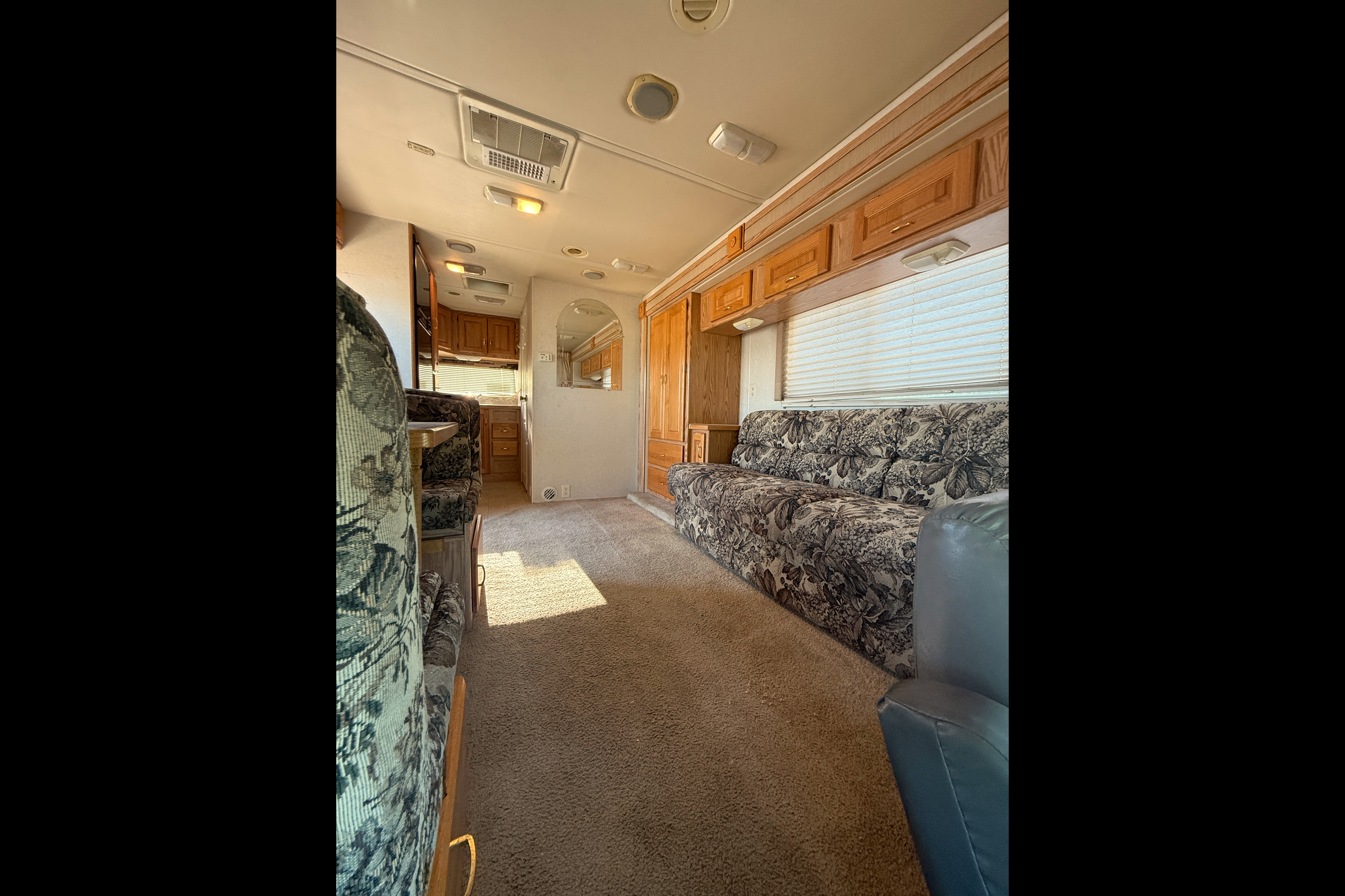 ☀️ Solaris for Free Spirits & Young Explorers  [Affordable RV+Extra Time+Battery]