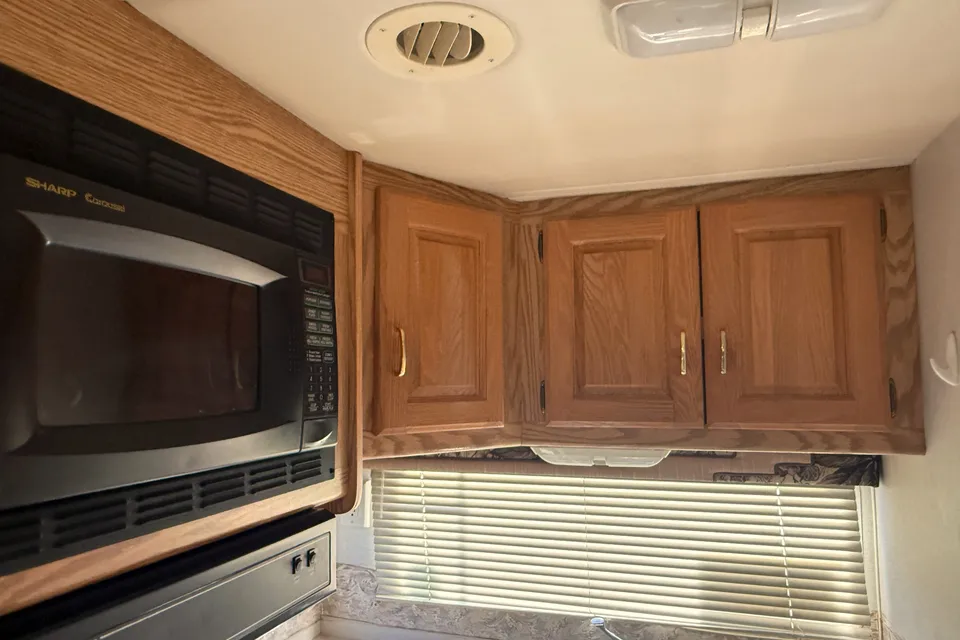 ☀️ Solaris for Free Spirits & Young Explorers  [Affordable RV+Extra Time+Battery]