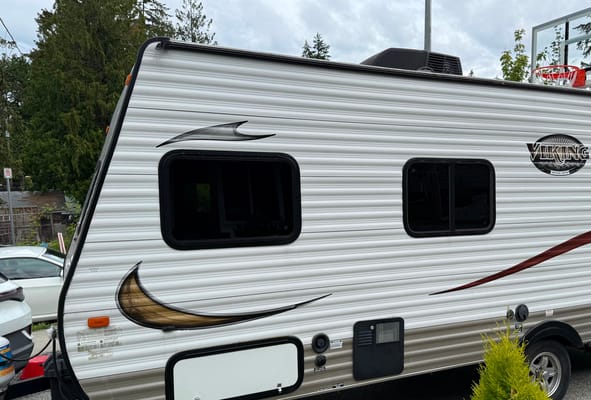 Viking 17ft BH Travel Trailer