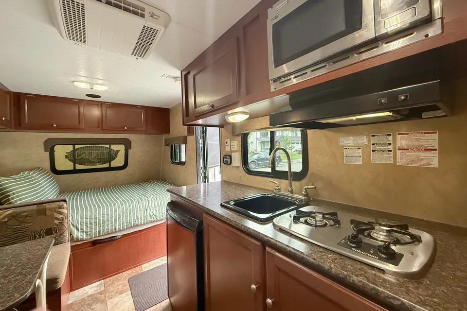 Viking 17ft BH Travel Trailer